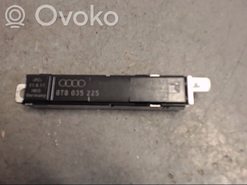 Audi A5 8T 8F Amplificator antenă aeriană 