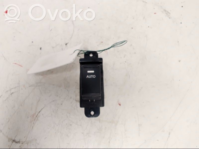 KIA Sorento Interruptor del elevalunas eléctrico 
