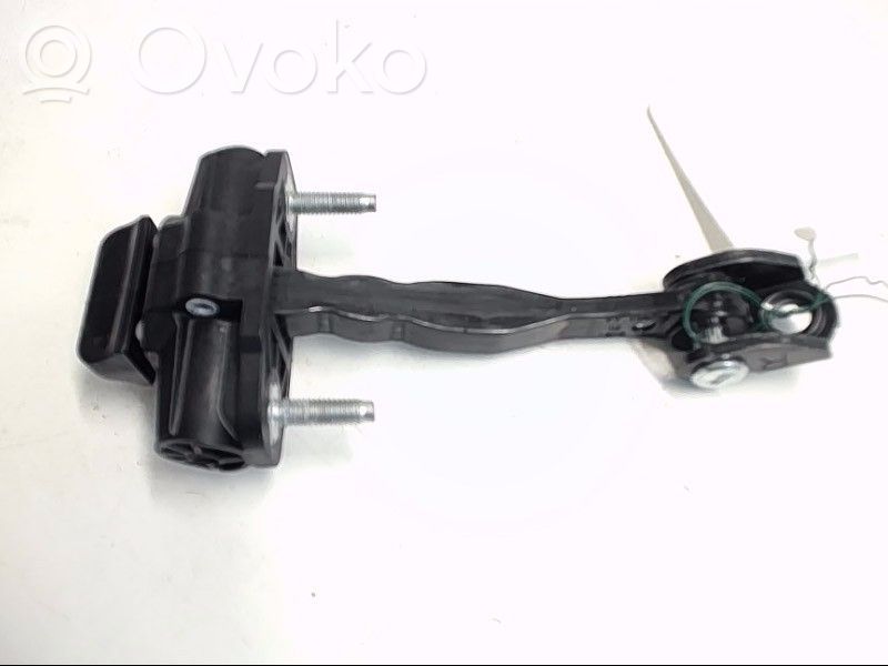 Ford Focus Etuoven pidätin 