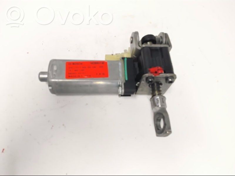 Motor de ajuste del asiento   F00S1B2336,885833S101