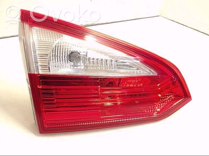 Ford Focus Luci posteriori del portellone del bagagliaio 