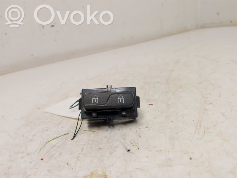 Central locking switch button   31318987,31318987