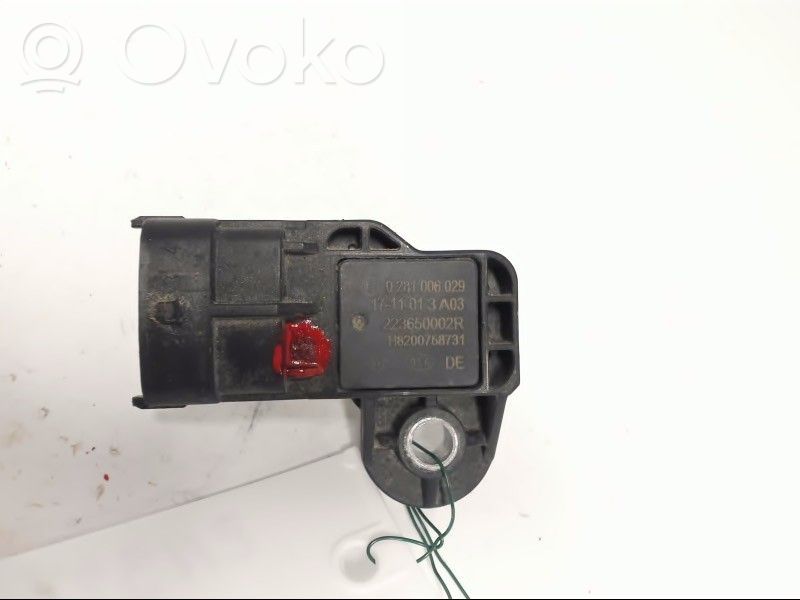 Nissan Qashqai Ansaugluftsensor 