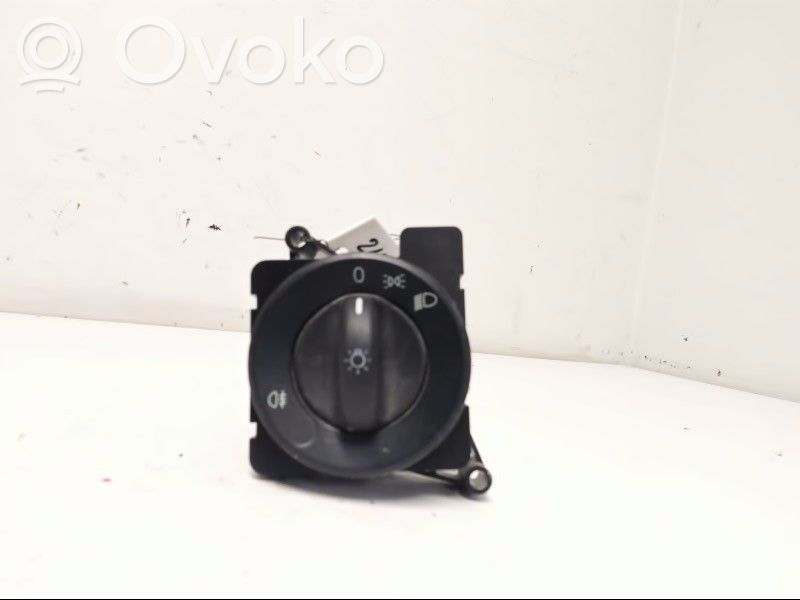 Volkswagen Crafter Light switch 