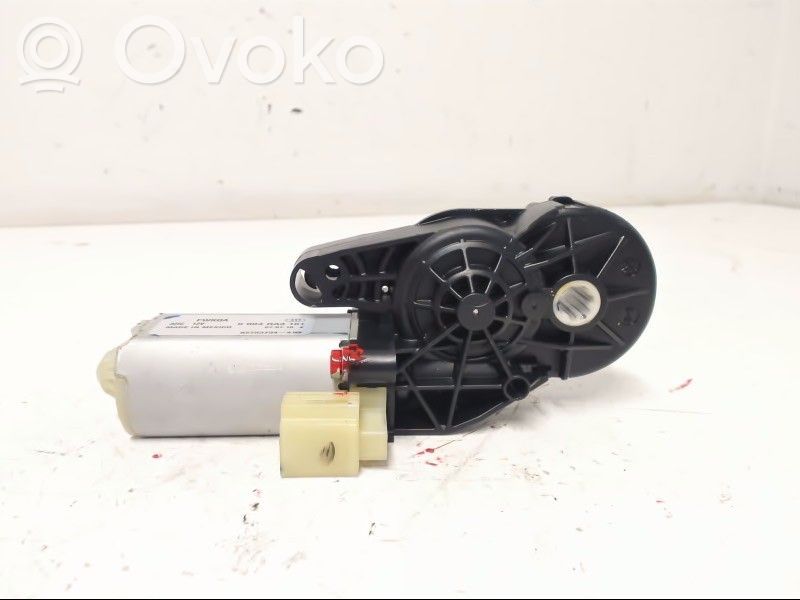 Motor de ajuste del asiento   82753734