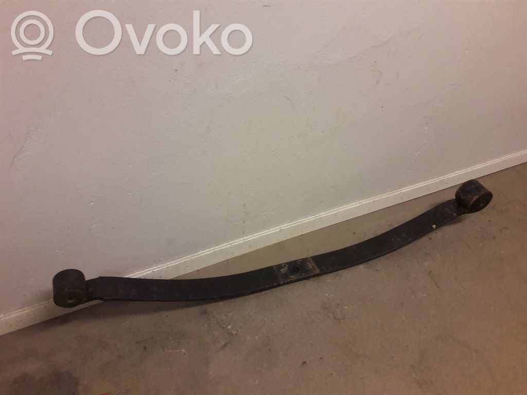 Rear leaf spring   2338327