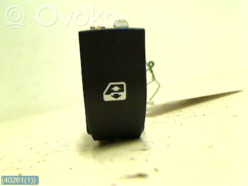 Renault Megane II Electric window control switch 