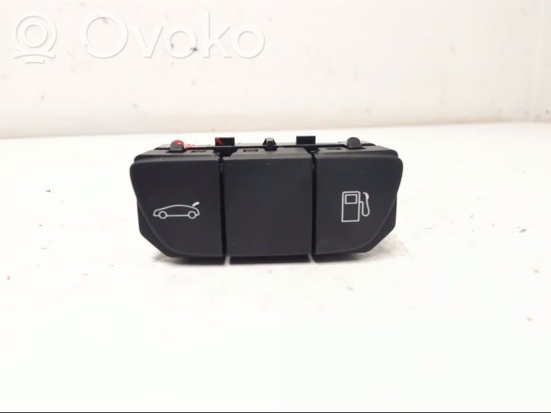 Peugeot 508 Tailgate/boot open switch button 