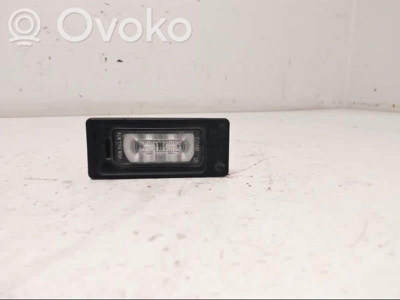Éclairage de plaque d'immatriculation   4G0943021,4G0943021