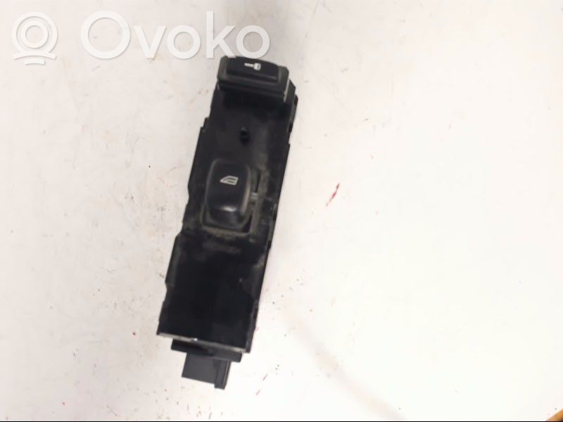 Electric window control switch   30739981,3458900,30746075