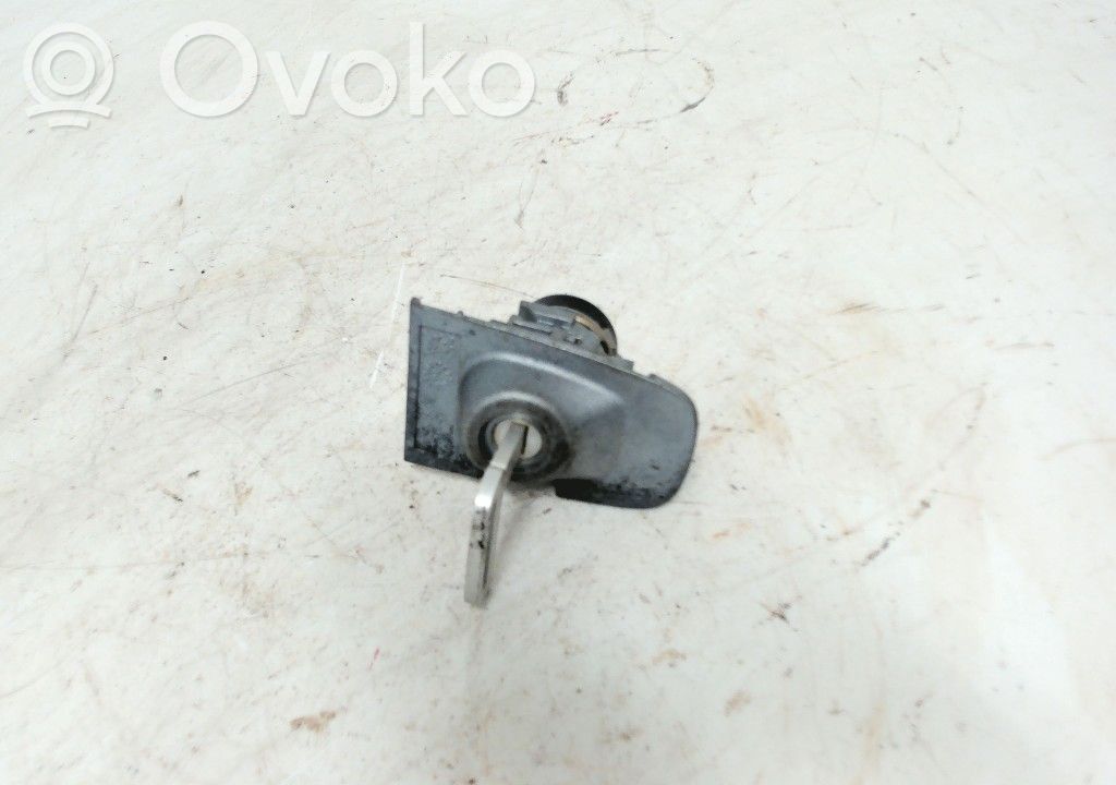 Volvo V60 Serrure de porte avant (poignée)
