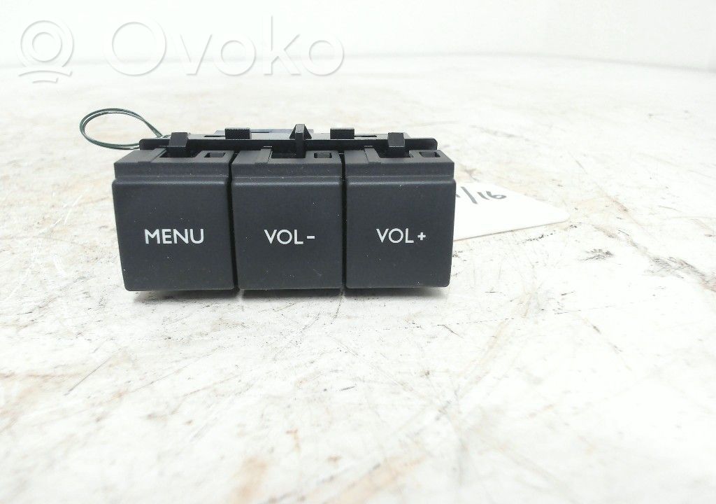 Citroen Berlingo Multifunctional control switch/knob 
