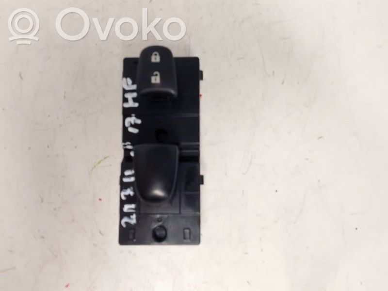 Nissan Qashqai Comutator comandă geamuri electrice 