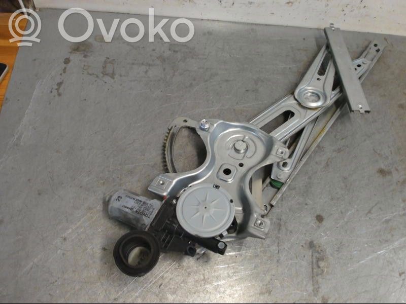 Toyota Auris E180 Alzacristalli della portiera anteriore con motorino