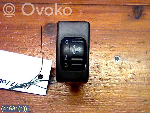Isuzu D-Max Panel lighting control switch 