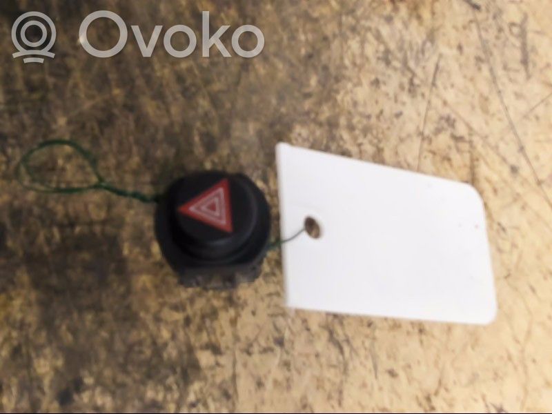 Opel Astra K Hazard light switch 