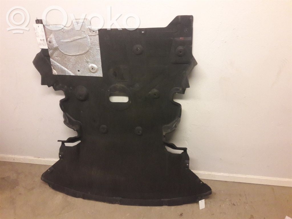 BMW X1 E84 Front bumper skid plate/under tray 