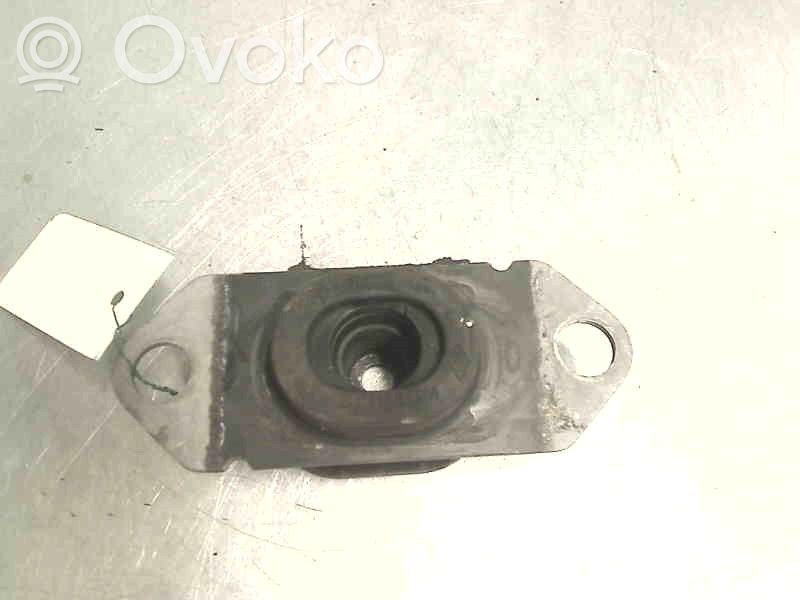 Nissan NV200 Engine mount bracket 