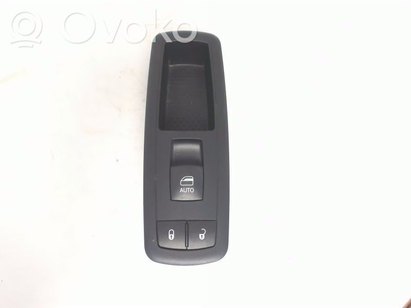 Fiat Freemont Przyciski szyb 