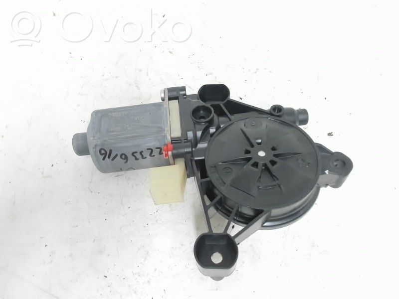 Volkswagen Golf VII Silnik regulatora szyby drzwi przednich 