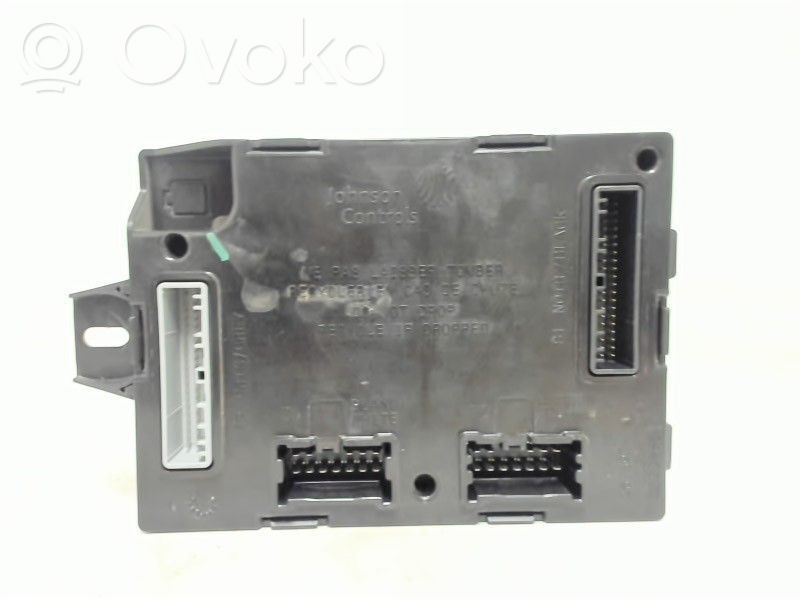 Renault Trafic III (X82) Comfort/convenience module 