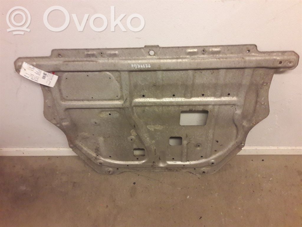 Volkswagen Eos Front bumper skid plate/under tray 
