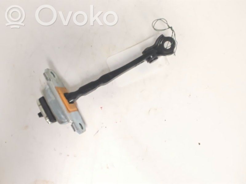 KIA Stonic Etuoven pidätin 