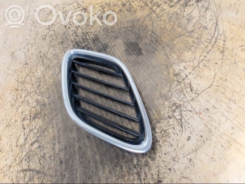Saab 9-3 Ver2 Mascherina inferiore del paraurti anteriore 
