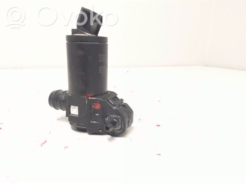 Toyota RAV 4 (XA50) Windscreen/windshield washer pump 