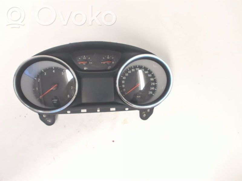 Opel Astra K Vitezometru (grup de instrumente) 