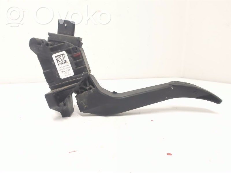 Accelerator throttle pedal   2326731,6PV93519500,KK319F836AB