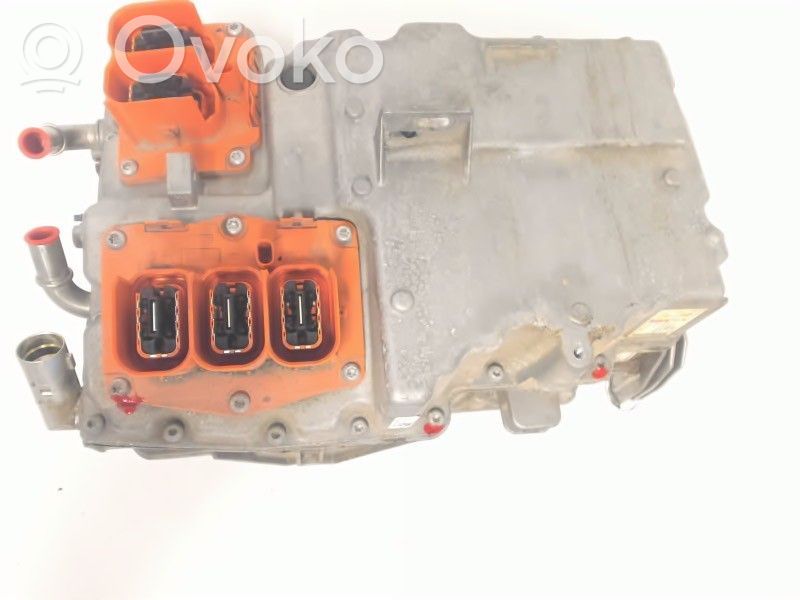 Inversor/convertidor de voltaje   36011467,28374897,31673051