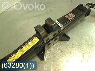 Toyota Corolla E120 E130 Gato 