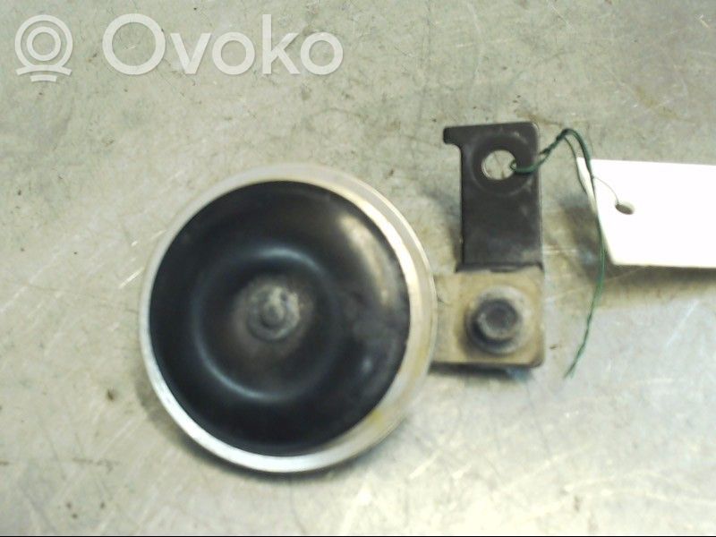 Nissan NP300 Señal acústica 