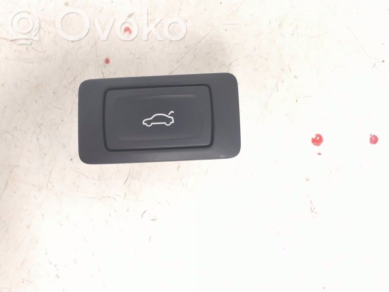 Tailgate/boot open switch button   4G0959831C,10118897,4G0959831C