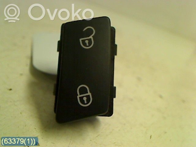 Volkswagen Caddy Central locking switch button 