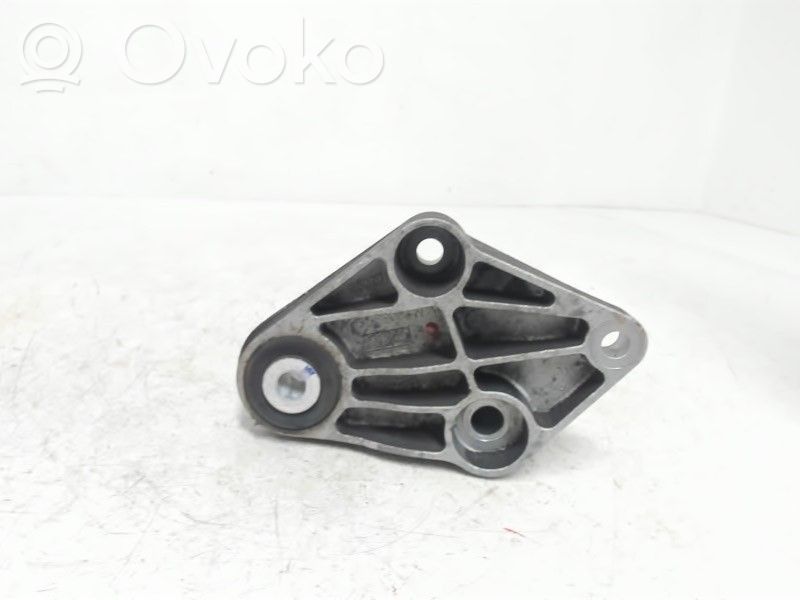 Engine mounting bracket   31277444,AV616P093NA