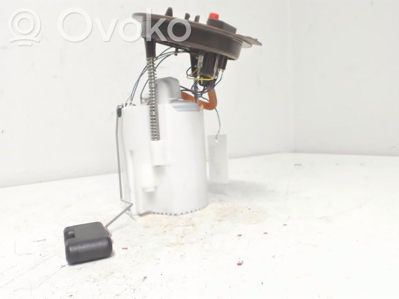 Volkswagen Golf VII Pompa wtryskowa wysokiego ciśnienia