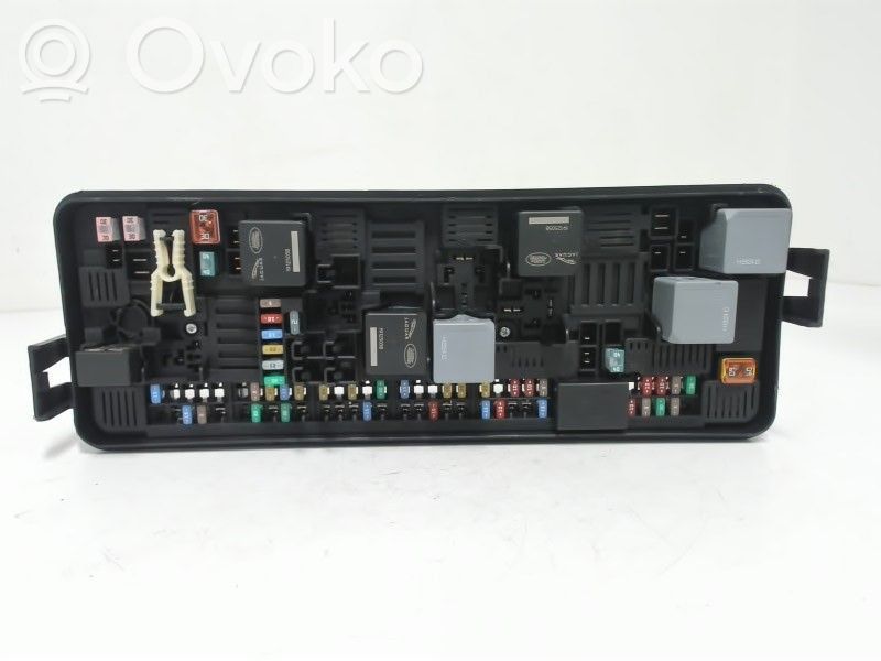 Land Rover Range Rover Sport L494 Ramka / Moduł bezpieczników 