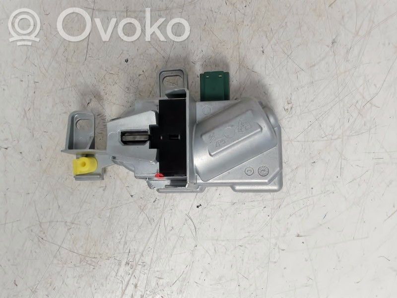 Ohjauspyörän lukitus   31340734,TFF04C1D3,31280656