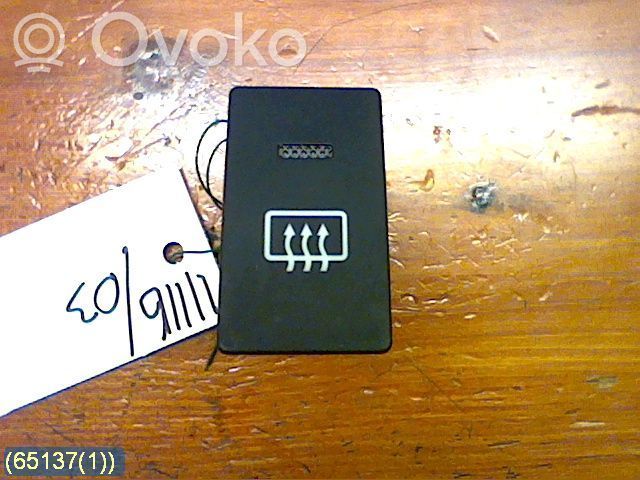 Electric window control switch   9371017000