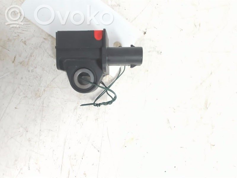 Volkswagen Golf VII Senzor impact/declanșare airbag 