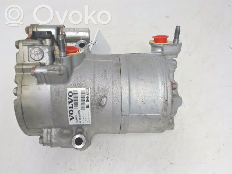 Volvo V60 Compresor (pompă) aer condiționat (A/C) 