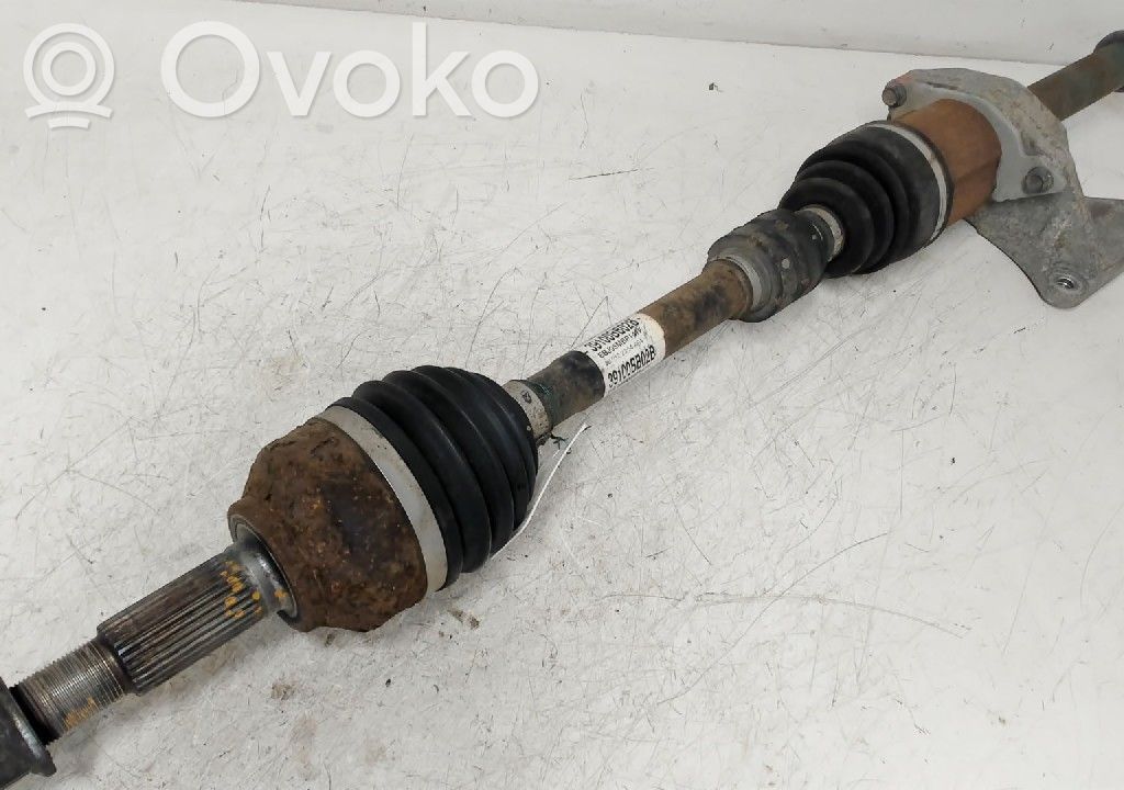 Etuvetoakseli   39100BB02B,39100BB02B