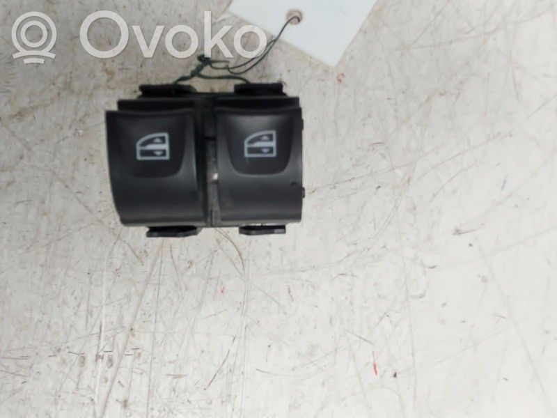 Mercedes-Benz Citan W415 Electric window control switch 