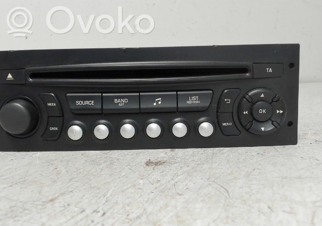 Peugeot Partner Panel / Radioodtwarzacz CD/DVD/GPS 