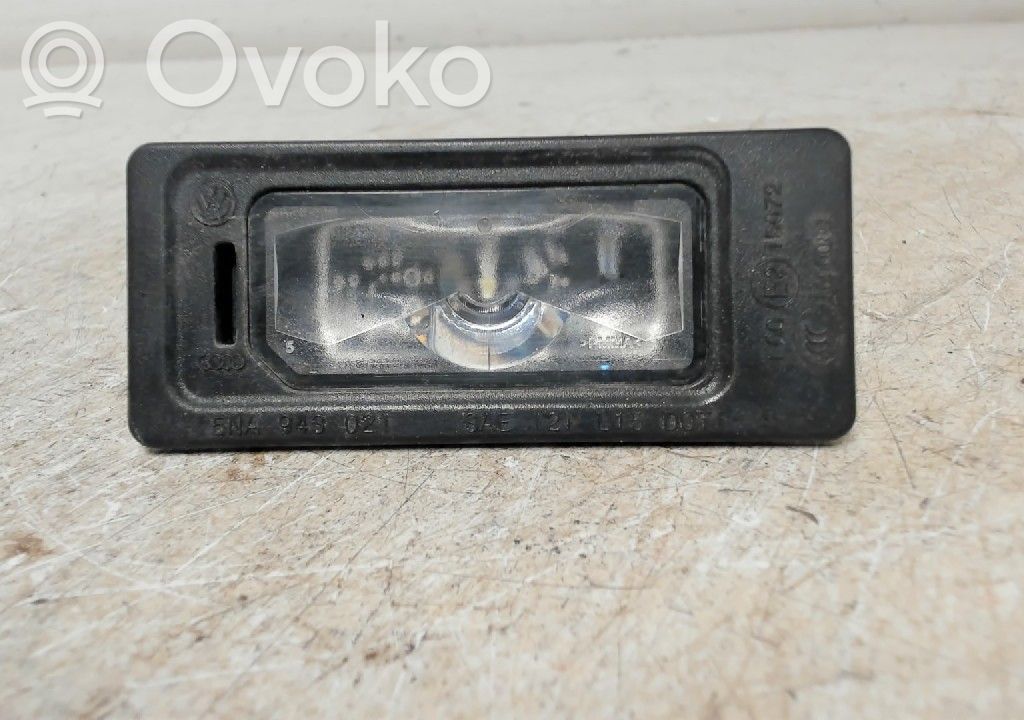 Luce targa   5NA943021,5NA943021
