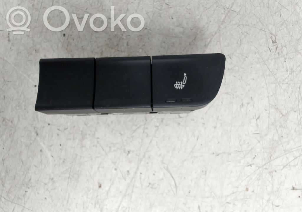 Seat heating switch   8X0959674A,8X0959674A