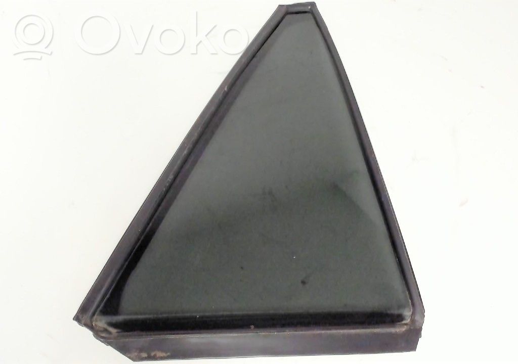 Subaru Outback (BS) Ventanilla de ventilación de la puerta trasera 