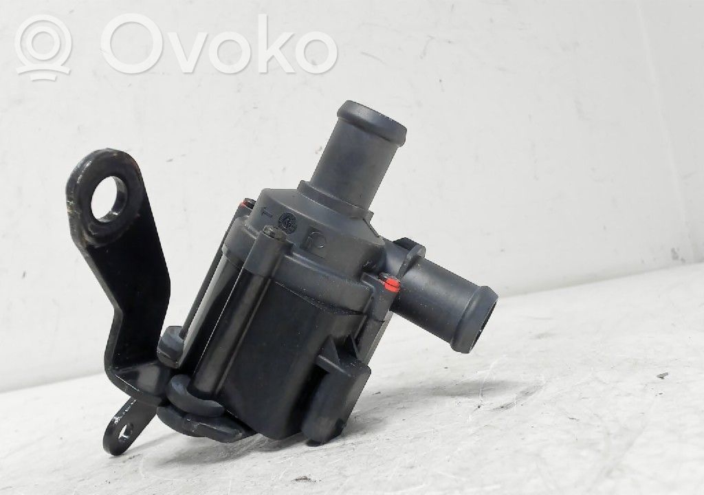 Audi A4 S4 B9 8W Pompa elettrica dell’acqua/del refrigerante ausiliaria